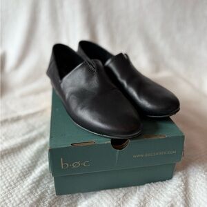 b.o.c. Women's Black Slip-On Loafers
